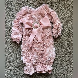 Baby Balooga gown! Sz 0-3
